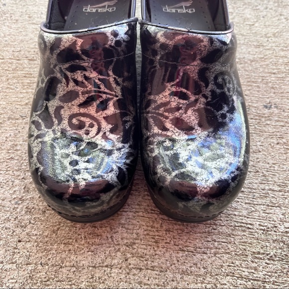 DANSKO CLOGS - NEW & NEVER WORN - Picture 7 of 7